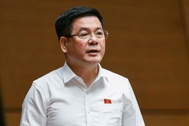 Bộ Công Thương đồng thuận với Bộ Tài chính sẽ cập nhật chi phí phát sinh trong kỳ điều hành giá xăng dầu vào ngày 11/11 tới