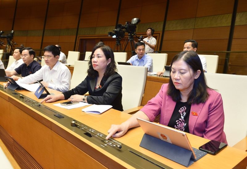 Luật Dầu khí (sửa đổi) đã được Quốc hội thông qua Luật Dầu khí (sửa đổi) đã được Quốc hội thông qua