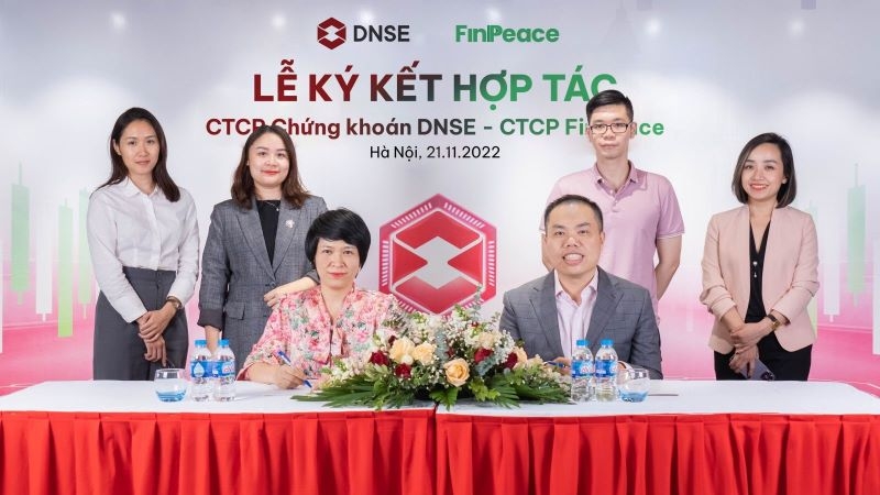Chứng khoán DNSE và FinPeace hợp tác nâng tầm hiệu quả đầu tư cho khách hàng Chứng khoán DNSE và FinPeace hợp tác nâng tầm hiệu quả đầu tư cho khách hàng