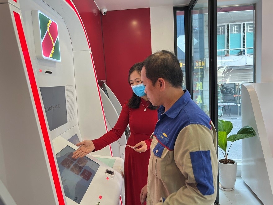 Agribank triển khai các phương thức thanh toán không dùng tiền mặt tới tiểu thương