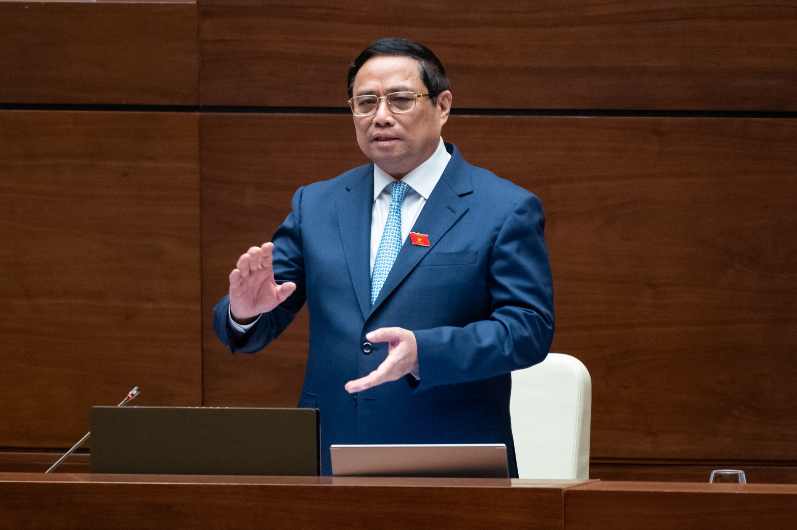 Thủ tục hành chính đối với hoạt động của doanh nghiệp trên một số lĩnh vực còn phức tạp, rườm rà Thủ tục hành chính đối với hoạt động của doanh nghiệp trên một số lĩnh vực còn phức tạp, rườm rà