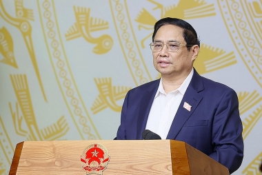 Thủ tục hành chính vẫn còn rườm rà, môi trường kinh doanh chưa thực sự thông thoáng