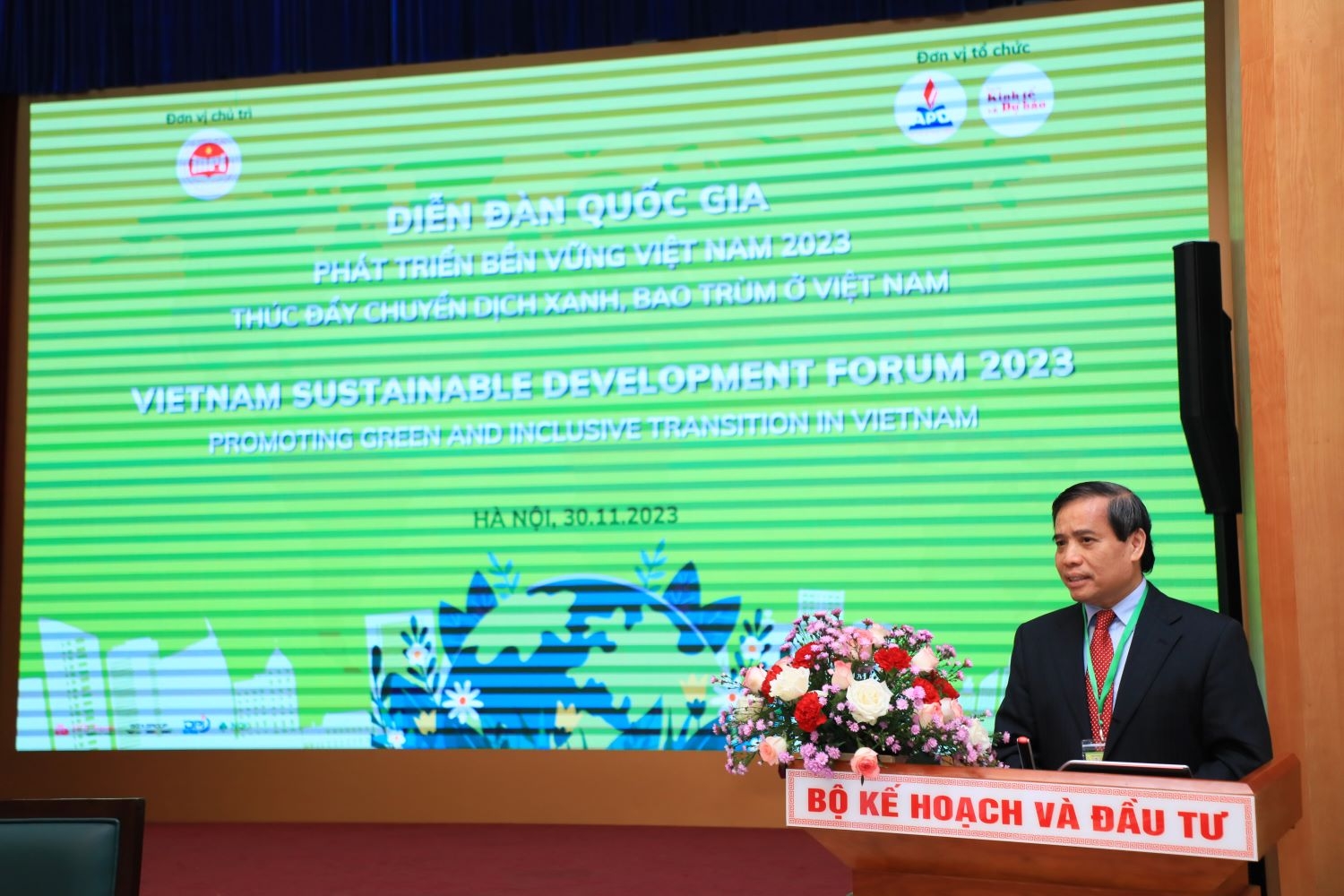 Tăng trưởng xanh cần tư duy chiến lược và tầm nhìn đột phá Tăng trưởng xanh cần tư duy chiến lược và tầm nhìn đột phá