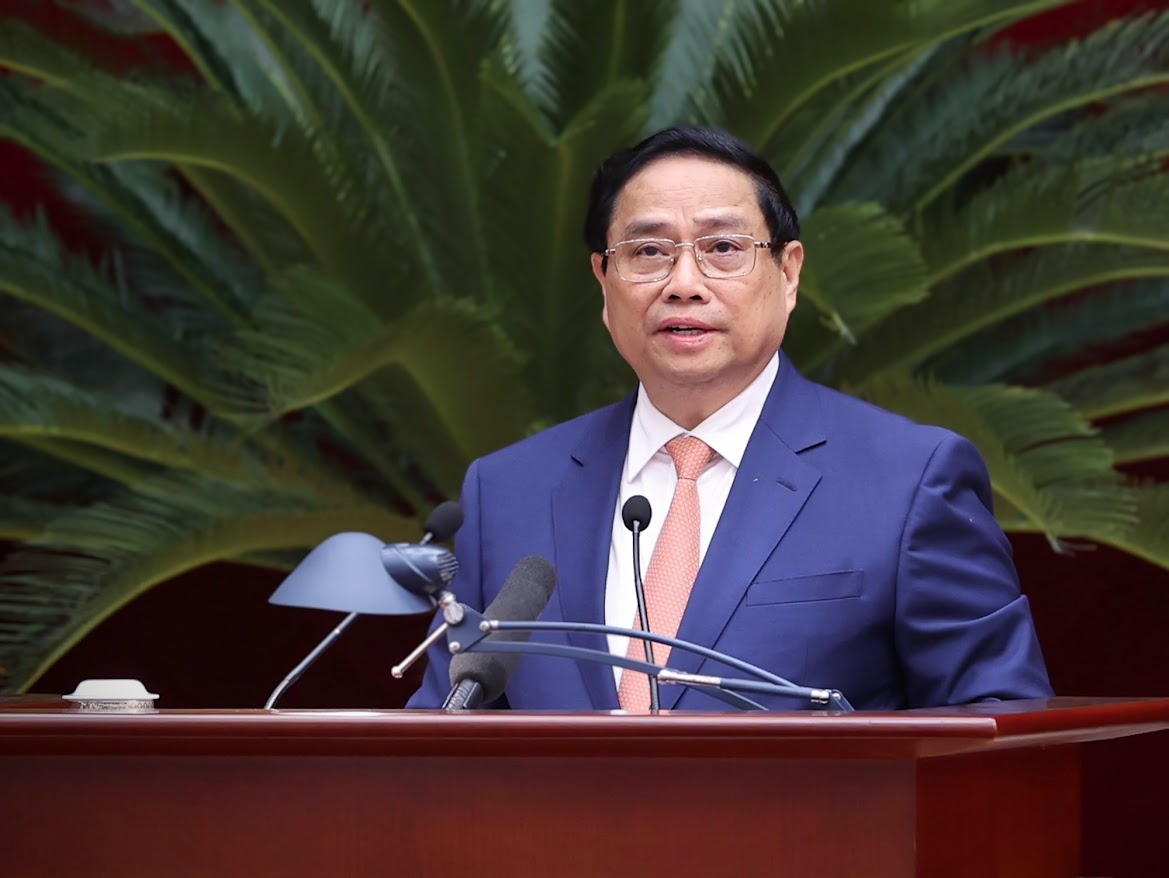 Tổ chức bộ máy của hệ thống chính trị vẫn cồng kềnh, nhiều tầng nấc, nhiều đầu mối