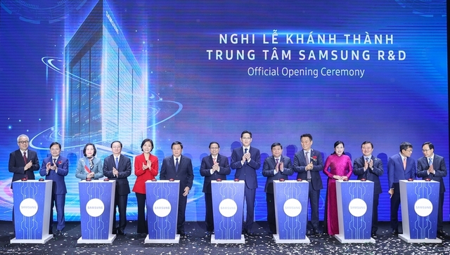 Thủ tướng nhắc nhở hệ thống chính quyền các cấp không nói khó, không nói có mà không làm…