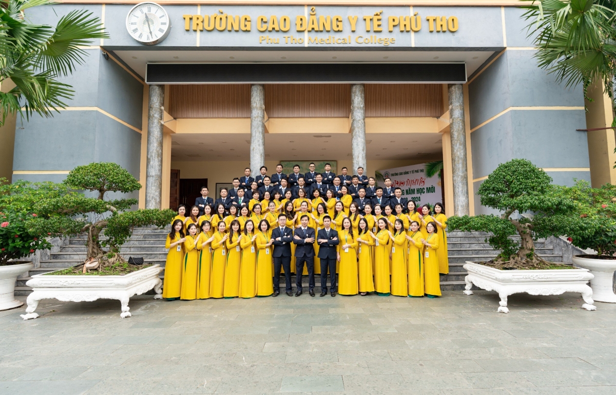 Học phí ngành cao đẳng y sỹ đa khoa Trường Cao đẳng Y tế Phú Thọ thấp nhất cả nước