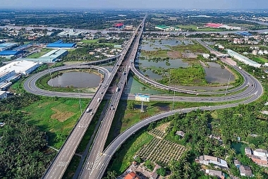 Kỳ vọng tăng tốc đầu tư công 2 năm còn lại của kế hoạch đầu tư công trung hạn giai đoạn 2021-2025