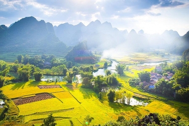 Cao Bằng thúc đẩy du lịch trở thành ngành kinh tế mũi nhọn