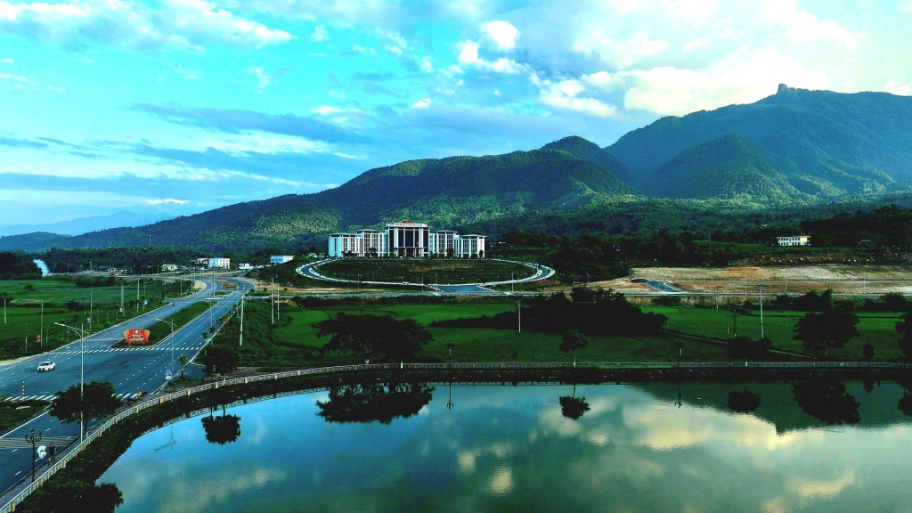 Văn Bàn triển khai nhiều giải pháp cho phát triển kinh tế - xã hội năm 2024 Văn Bàn triển khai nhiều giải pháp cho phát triển kinh tế - xã hội năm 2024