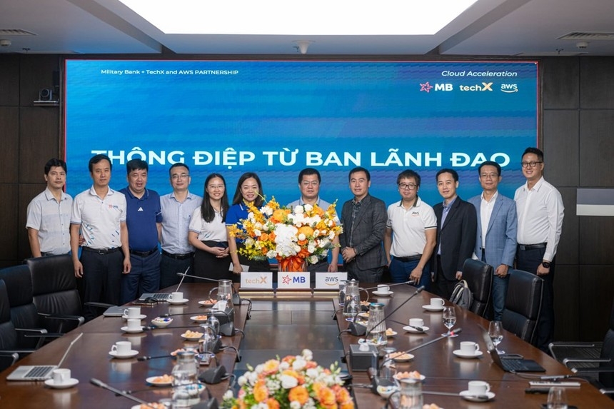 TechX Corp. và AWS hợp tác triển khai Dự án Tăng tốc Đám mây cho MB