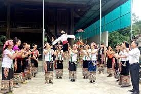 Nâng cao hiệu quả phát triển du lịch cộng đồng ở Việt Nam