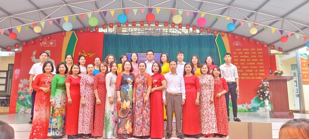 Trường PTDTBT TH&THCS Độc Lập (tỉnh Hòa Bình): Chú trọng nâng cao chất lượng giáo dục, tạo điều kiện tối ưu cho học sinh phát triển toàn diện Trường PTDTBT TH&THCS Độc Lập (tỉnh Hòa Bình): Chú trọng nâng cao chất lượng giáo dục, tạo điều kiện tối ưu cho học sinh phát triển toàn diện