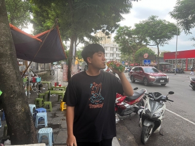 "Giải nhiệt trúng thiệt” với Trà Xanh Không Độ - Sinh viên Đại học Bách Khoa trúng 200 triệu đồng