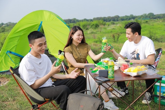 Một công nhân đến từ Nam Định đã hoàn thành ước mơ xây nhà nhờ trúng thưởng Trà xanh Không độ Một công nhân đến từ Nam Định đã hoàn thành ước mơ xây nhà nhờ trúng thưởng Trà xanh Không độ