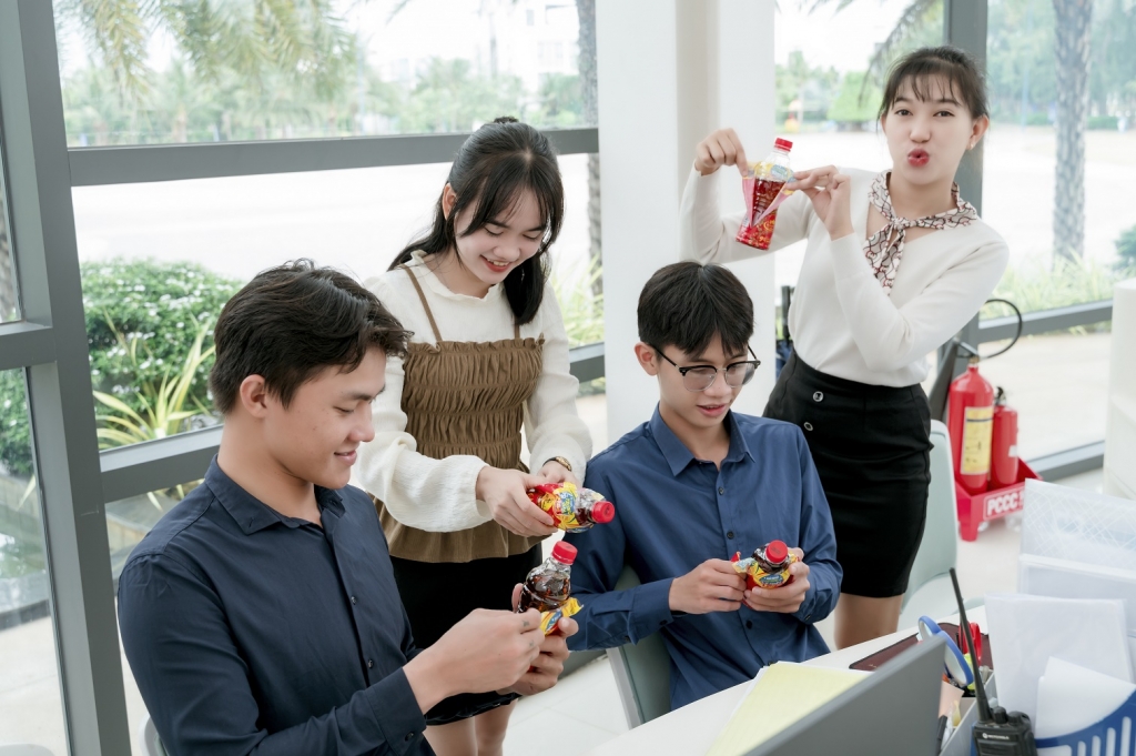 Cơ hội trúng 9 miếng vàng SJC khi uống Trà Dr Thanh trong hôm nay