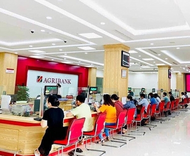 Tạo động lực cho người lao động ở Agribank
