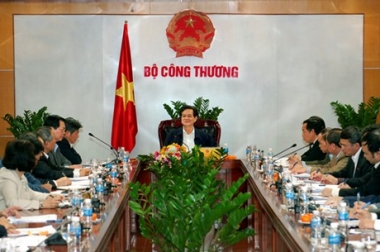 Dầu có giảm xuống 40 USD/thùng, thì hụt thu ngân sách cũng không đáng ngại