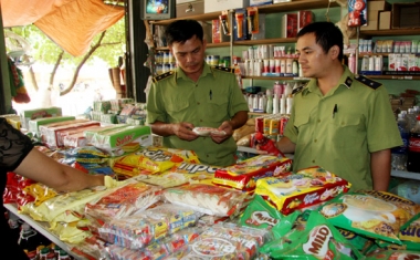 Tình trạng hàng giả, hàng nhái: Nguy cơ bùng phát trong dịp Tết Bính Thân