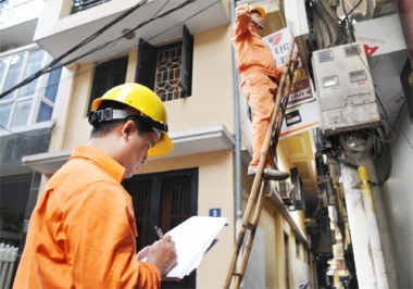 Giá dầu giảm không ảnh hưởng tới giá điện
