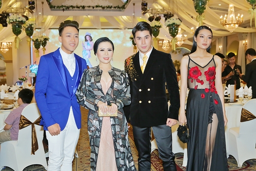 Hoàng Phi Kha gây chú ý tại Thank you Party