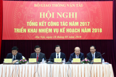 Khẩn trương công tác chuẩn bị để sớm khởi công các dự án quan trọng của quốc gia