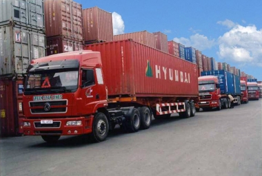 Điều kiện kinh doanh vận tải ô tô: Vẫn mang tư duy "siết chặt"!