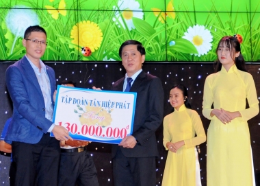 Tân Hiệp Phát mang mùa xuân ấm áp đến với trẻ em có hoàn cảnh khó khăn