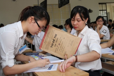 Có thể chỉ tổ chức cụm thi đại học cho cả 2 đối tượng thí sinh dự thi