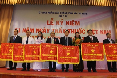 Sở  Y tế TP. HCM Tôn vinh những cá nhân và tập thể hết lòng vì sự nghiệp  chăm sóc sức khỏe nhân dân