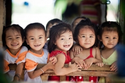 Thực hiện và nhân rộng phong trào “Toàn dân chăm sóc, giáo dục, bảo vệ trẻ em”