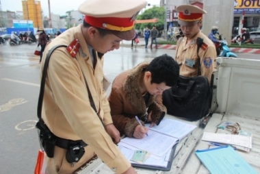 Vướng mắc trong thực thi pháp luật về xử lý vi phạm hành chính: "Gỡ" ra sao?
