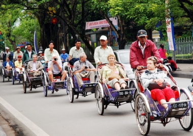 Ban hành Bộ Quy tắc ứng xử văn minh trong du lịch quy mô toàn quốc