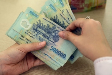 Tăng lương tối thiểu vùng: Doanh nghiệp cần làm gì?