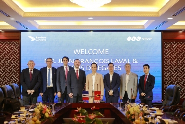 FLC đạt thoả thuận mua 24 máy bay của Airbus