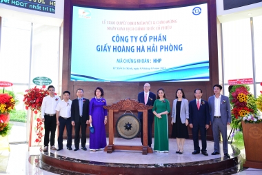 Sàn HOSE đón cổ phiếu thứ 400 vào giao dịch