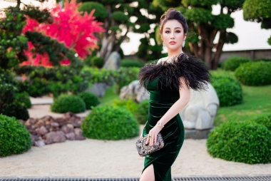 Bộ ảnh gợi cảm chưa từng công bố của BTV Nữ Hoàng Kim Trang