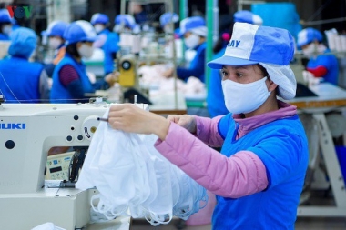 Ngày càng nhiều DN sử dụng nền tảng internet để bán hàng trong bối cảnh dịch Covid-19