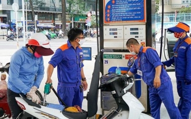 Giá xăng, dầu giảm nhẹ từ 16h30 chiều nay (ngày 12/4)