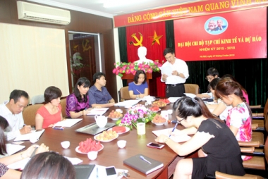 Đại hội Chi bộ Tạp chí Kinh tế và Dự báo nhiệm kỳ 2015-2018