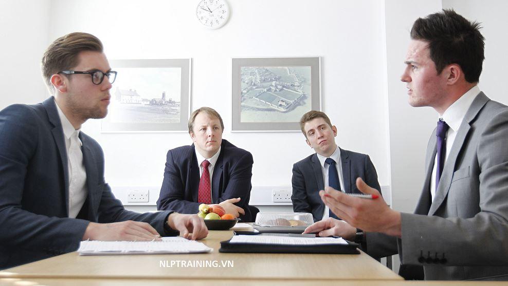 7 kinh nghiệm bỏ túi quan trọng để việc thương thuyết được thuận lợi