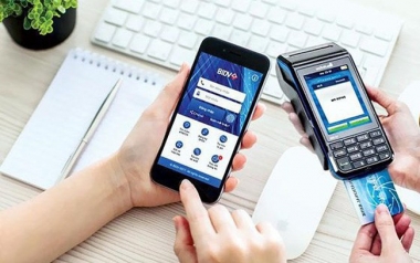 Tăng cường sử dụng phương thức thanh toán không dùng tiền mặt trong bối cảnh đại dịch Covid-19
