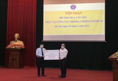 Gelex trao tặng 30 tỷ đồng cho Quỹ vaccine phòng Covid - 19
