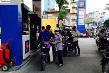 Giá xăng vẫn giữ nguyên ở mức 20.436 đồng/lít