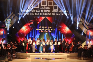 Người làm báo phải nâng cao bản lĩnh chính trị, đạo đức nghề nghiệp