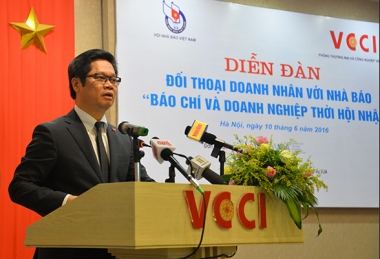 Báo chí góp phần tạo môi trường thuận lợi cho doanh nghiệp phát triển