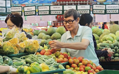 Dựng hàng rào kỹ thuật bảo vệ thị trường bán lẻ trong nước