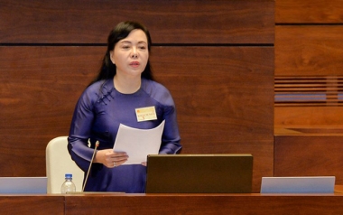Bộ trưởng Bộ Y tế đăng đàn: “hâm nóng” Nghị trường" từ 4 nhóm vấn đề