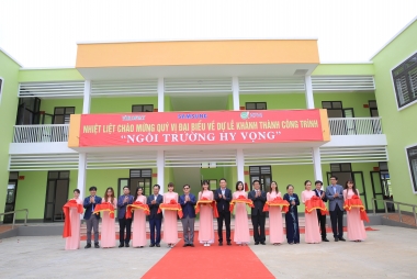 Khánh thành ngôi trường Hy vọng, chắp cánh ước mơ cho học sinh nghèo
