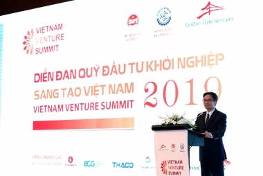 Phó Thủ tướng Vũ Đức Đam: Không để các startup phải ra nước ngoài lập công ty