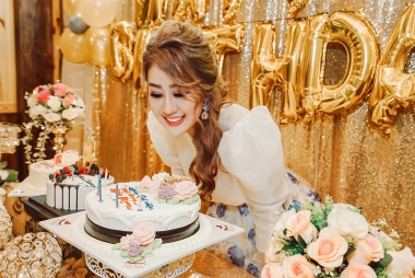 Sinh nhật nữ hoàng Kim Trang đầy ấm áp yêu thương bên người thân